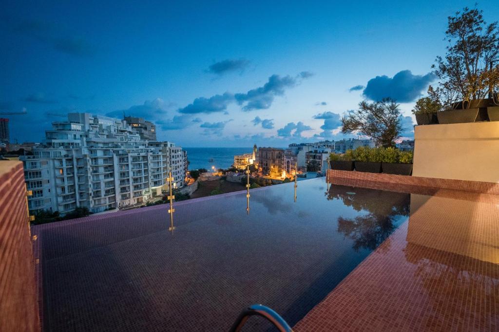 noclegi na Malcie, polecane noclegi na Malcie, noclegi na Malcie na babski wyjazd